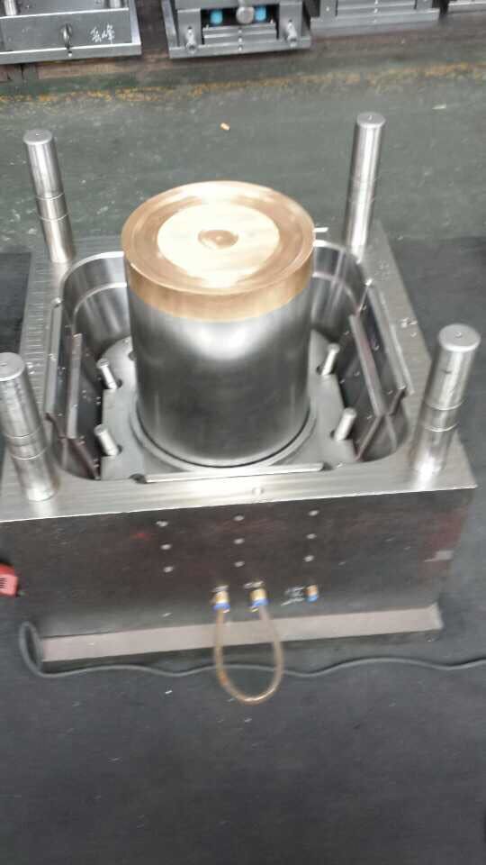 涂料桶模具|臺(tái)州涂料桶模具廠家|浙江涂料桶模具生產(chǎn)批發(fā)價(jià)|湖州塑料桶模具供應(yīng)批發(fā)|涂料桶