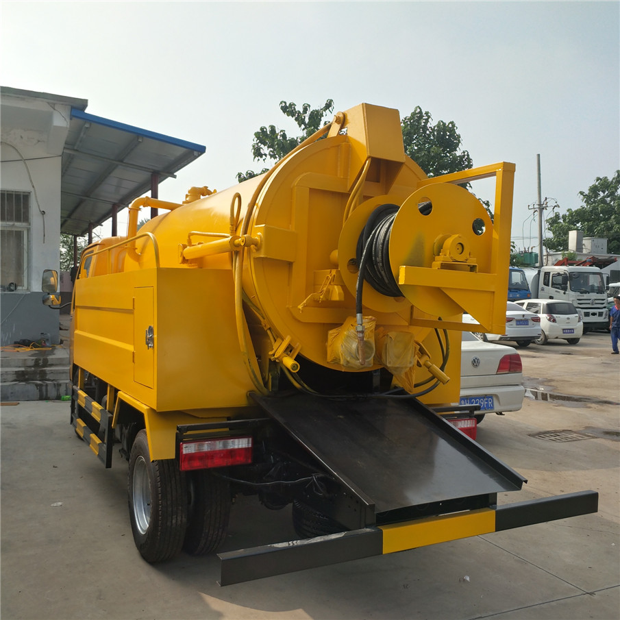 5方吸污清洗車，吸污車廠家直銷，吸污清洗車價(jià)格