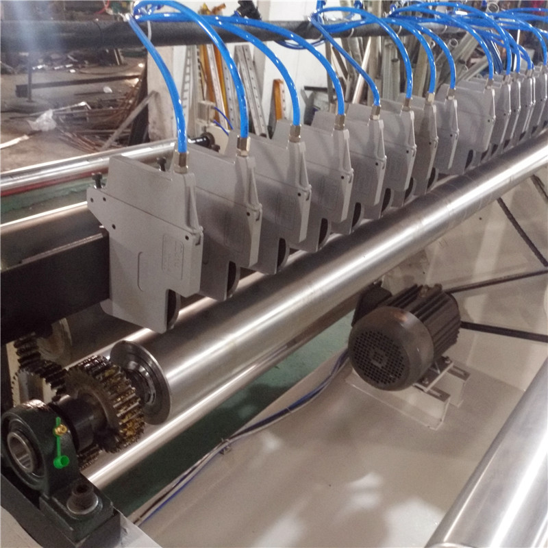 供應(yīng)無紡布分切機(jī)帶氣刀臥式 供應(yīng)無紡布分切機(jī)帶氣刀臥式分切機(jī) 無紡布分切機(jī)臥式分切機(jī)