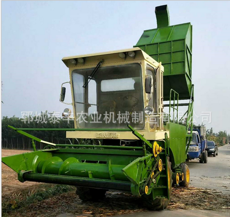 自走式青儲(chǔ)機(jī)價(jià)格 自走式青儲(chǔ)機(jī)供應(yīng)商 自走式青儲(chǔ)機(jī)哪家好  自走式青儲(chǔ)機(jī)電話  山東自走式青儲(chǔ)機(jī)