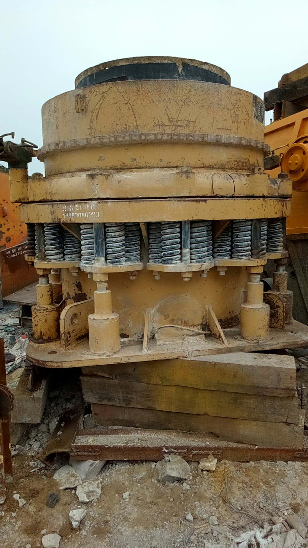 離心式破碎機  收售二手離心式破碎機  二手離心式破碎機  離心式破碎機回收