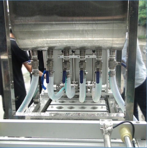 XBFBJ-4G全自動(dòng)直列四杯封裝機(jī) 豆奶杯封裝機(jī)