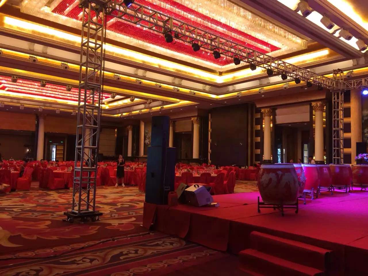 展臺(tái)布置，會(huì)議會(huì)場(chǎng)舞美工程搭建，會(huì)議會(huì)場(chǎng)/沈陽(yáng)布展公司長(zhǎng)久合作 展臺(tái)布置，會(huì)議會(huì)場(chǎng) 展臺(tái)布置，會(huì)議會(huì)場(chǎng)，會(huì)議設(shè)備租用