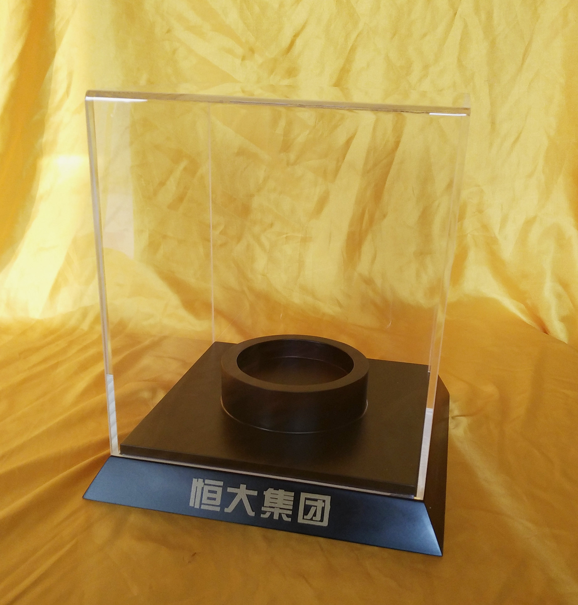 定制足球籃球排球底座透明亞克力展示罩絲印文字LOGO