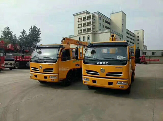 湖北隨車吊報價     湖北藍牌東風福瑞卡廠家  湖北藍牌東風福瑞卡價格    湖北藍牌東風福瑞卡廠家