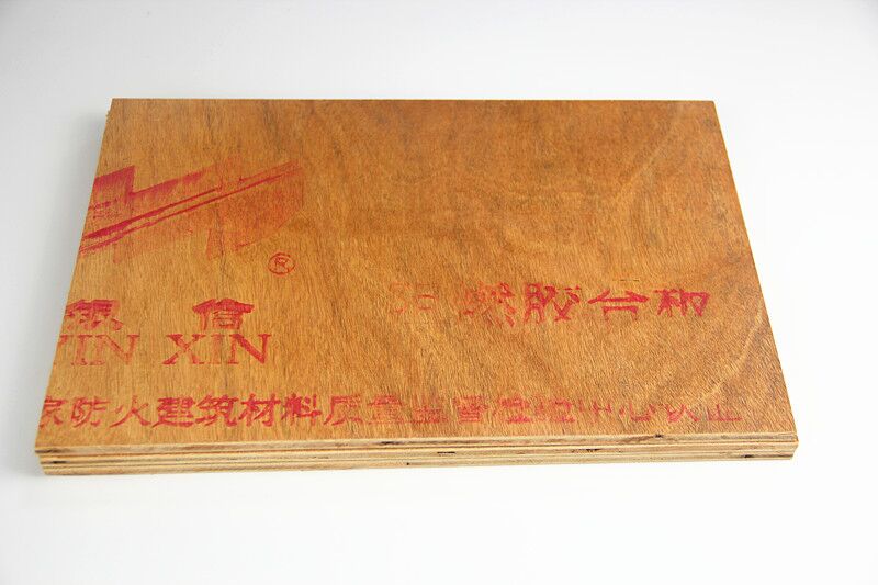 廣東阻燃多層板品牌 阻燃膠合板價