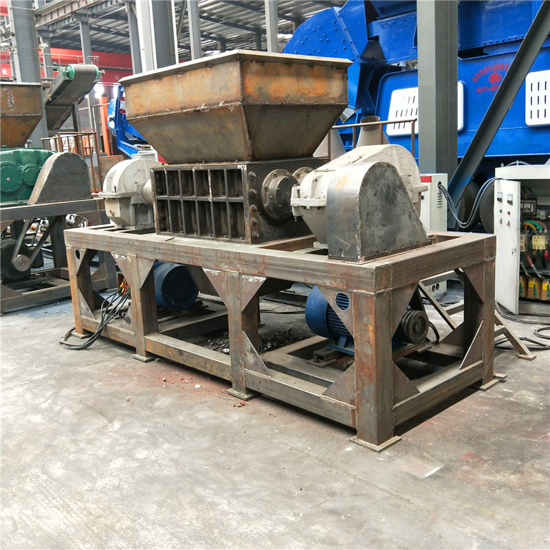 廠家供應(yīng)全自動撕碎機 現(xiàn)貨熱銷 廠家供應(yīng)全自動撕碎機 現(xiàn)貨熱銷中