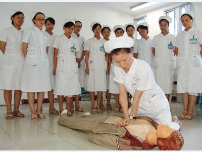 強(qiáng)化培訓(xùn)月嫂育嬰師來(lái)信拓家政