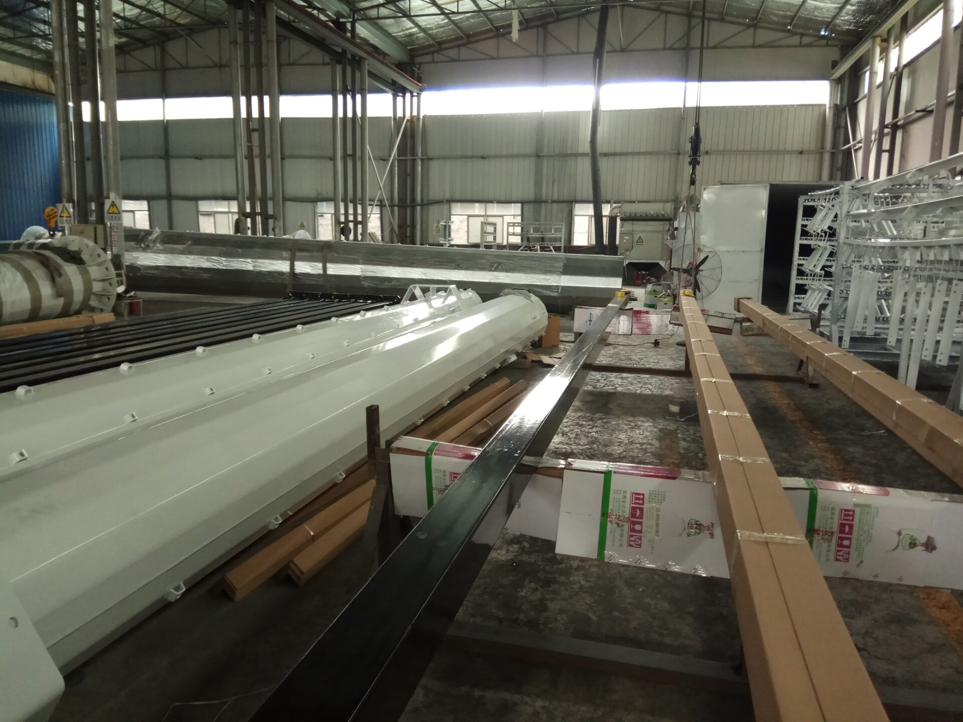 供應(yīng)鋅鋼護(hù)欄噴涂設(shè)備_鋅鋼護(hù)欄噴粉設(shè)備_鋅鋼護(hù)欄噴涂流水線