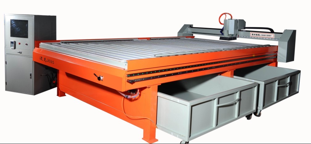 銅鋁板精雕機【廠家直銷】 東莞市麥克德自動化設(shè)備有限公司