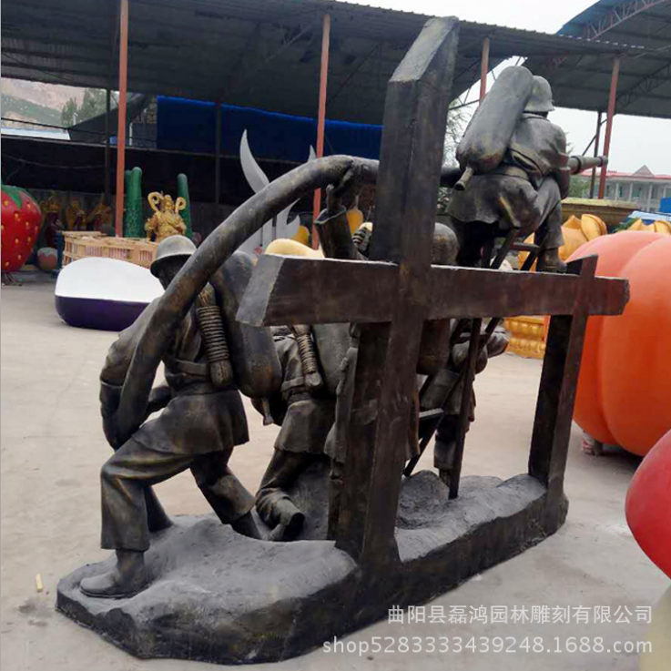 消防員雕像報價 河北消防員雕廠家直銷 保定消防員雕哪家好 大型玻璃鋼仿銅人物雕塑消防主題 消防員雕像城市廣場擺件