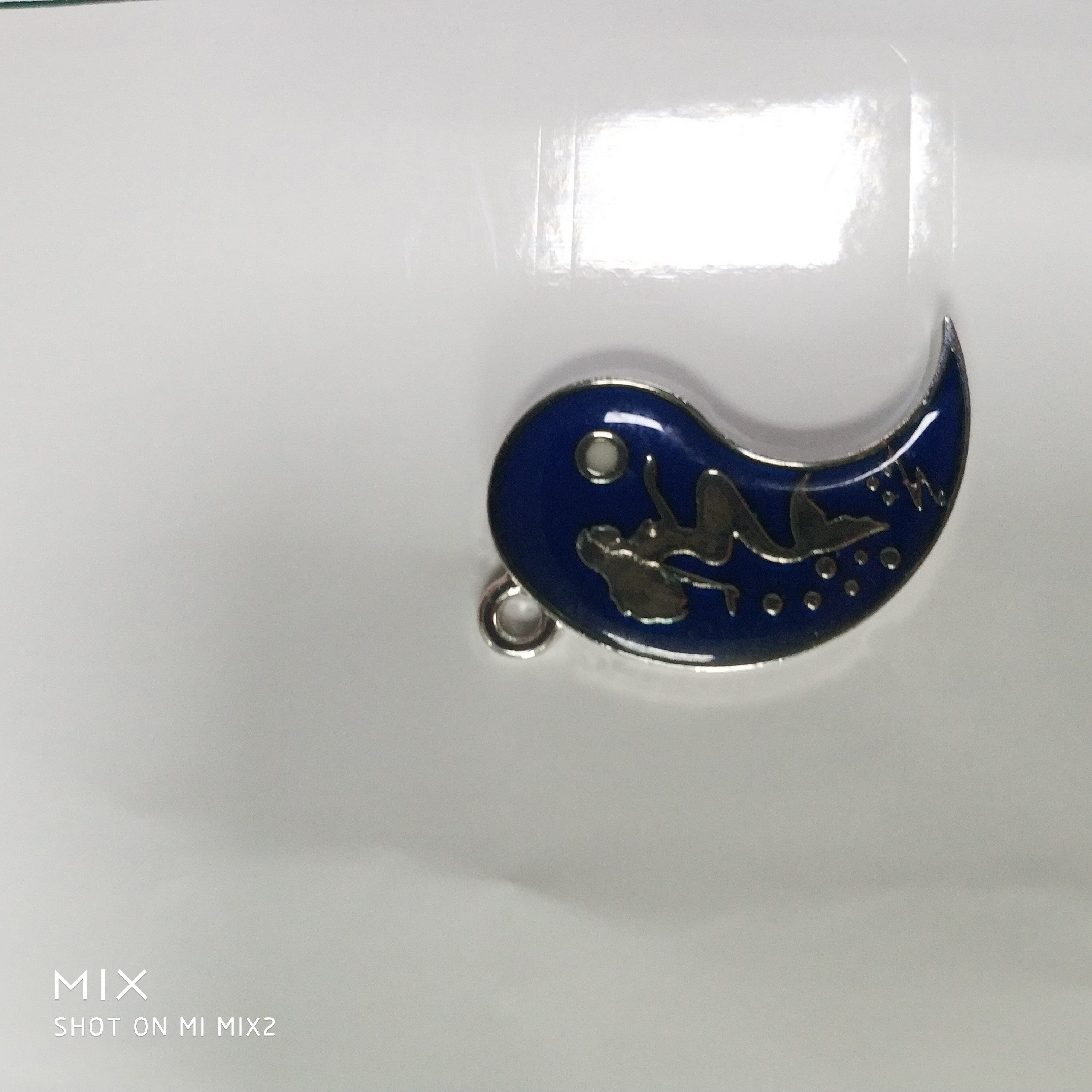 東莞滴膠/滴膠加工廠/首飾加工廠滴膠，水晶滴膠加工