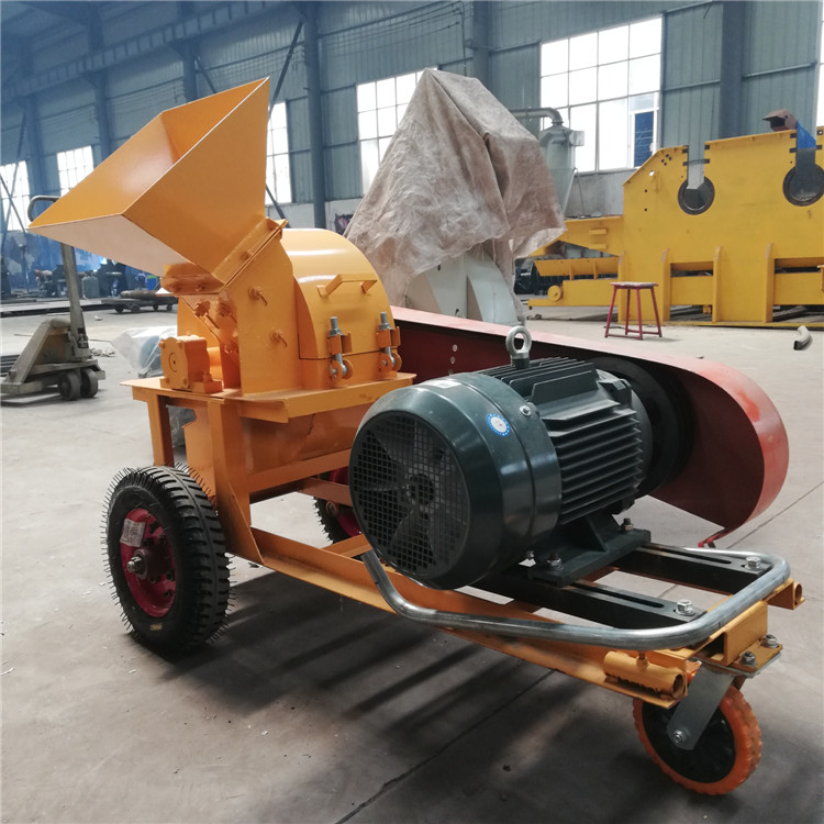 500型樹枝木棒粉碎機(jī) 移動燃油版菌類用粉碎機(jī)廠家