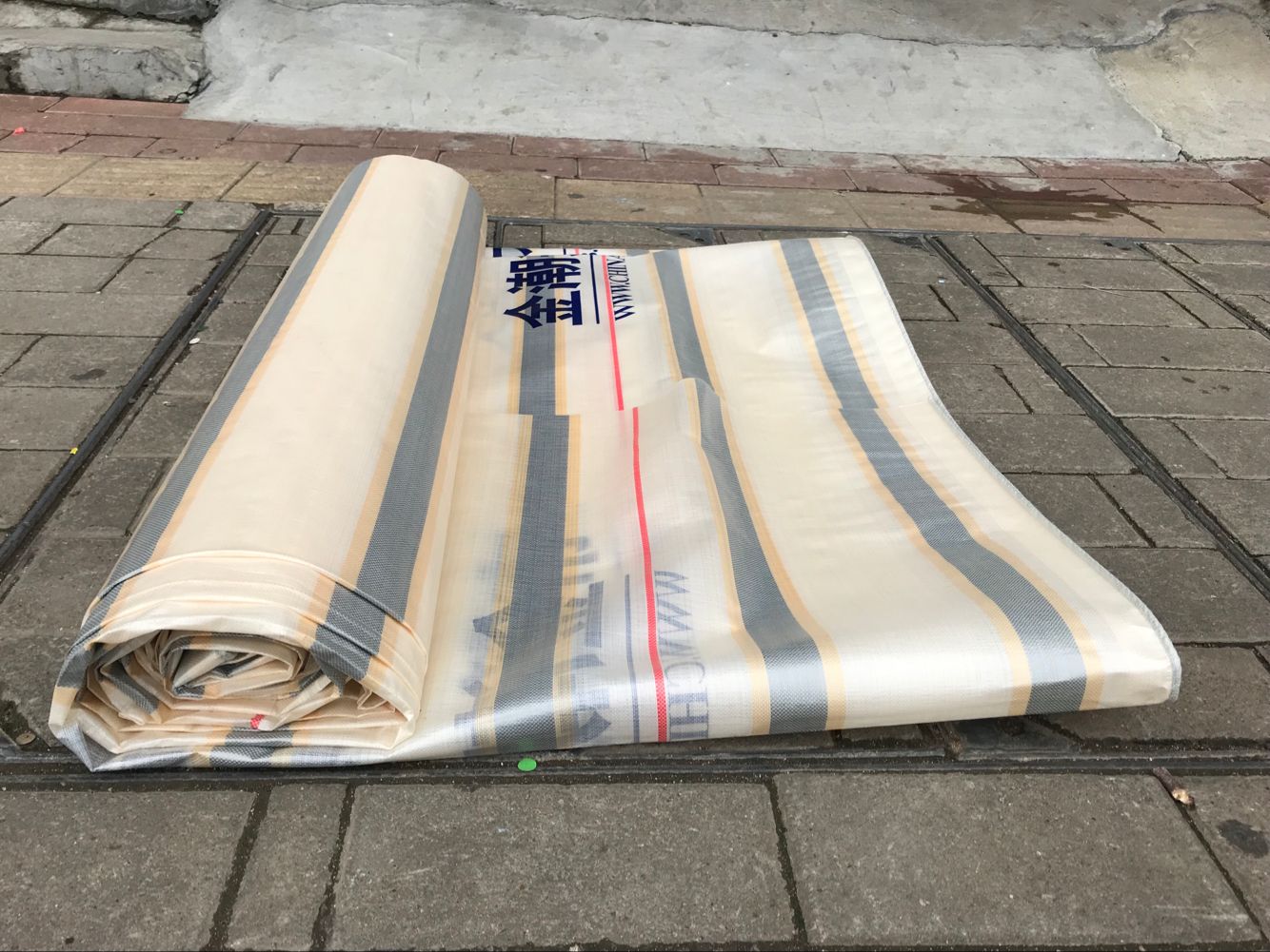 珠海防水帆布雨布篷布油布定做紅白藍(lán)彩條布防雨布防水防曬耐磨