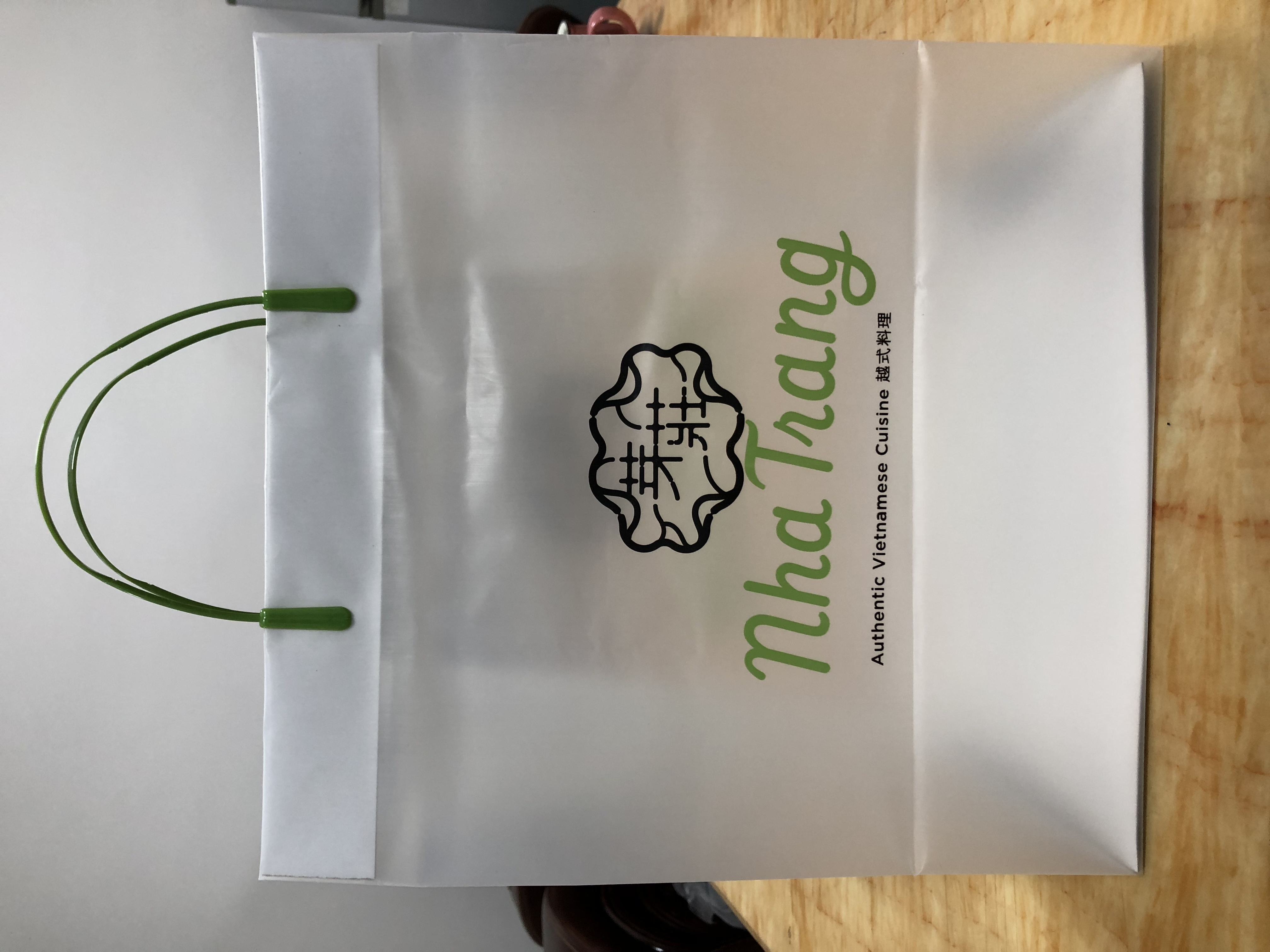 手提袋 手提袋廠家 東莞手提袋廠家批發(fā) 廣東手提袋報價 廣州手提袋供應商 廣東手提袋哪家好 東莞叉耳帶哪家好