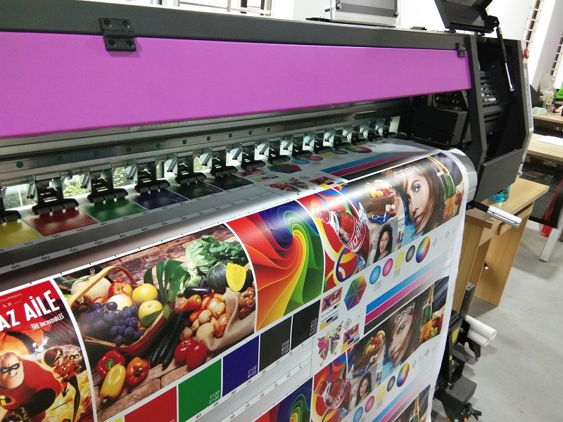 3.2m大型戶外廣告噴繪機(jī) 無(wú)縫墻紙壁畫打印機(jī) 高精度壓電寫真機(jī)