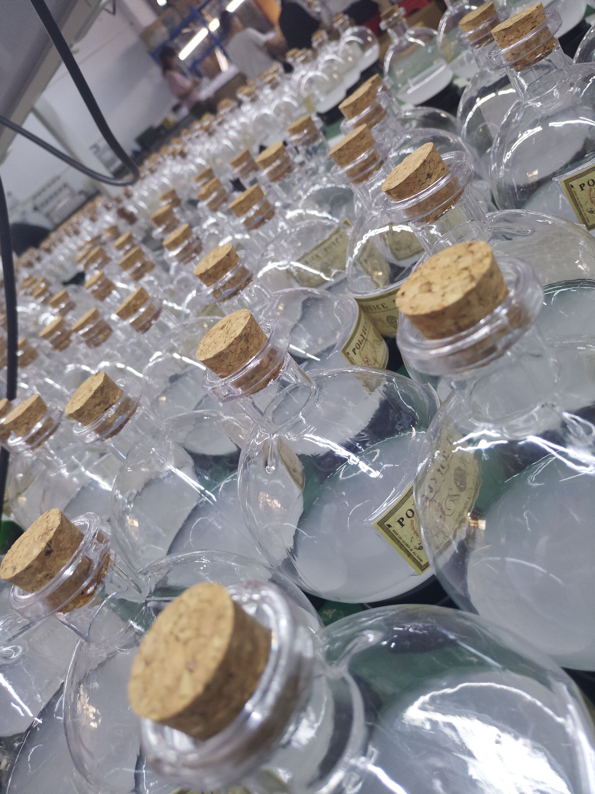 東莞點(diǎn)膠/滴膠/加工/批發(fā)