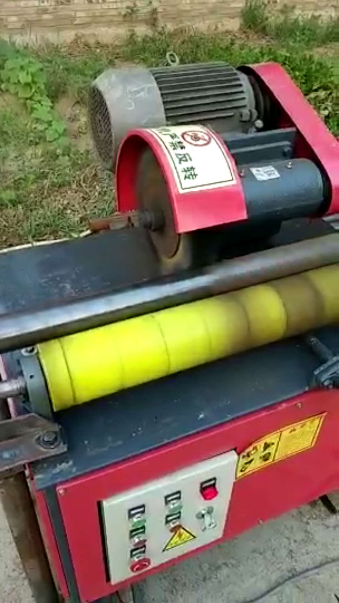 河北圓管外圓除銹拋光機廠家價格