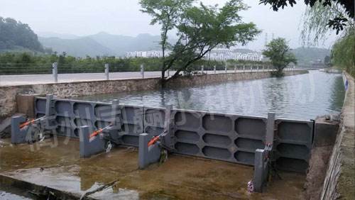 保山供應(yīng)鋼壩翻板閘門平臥式鋼閘門價(jià)格