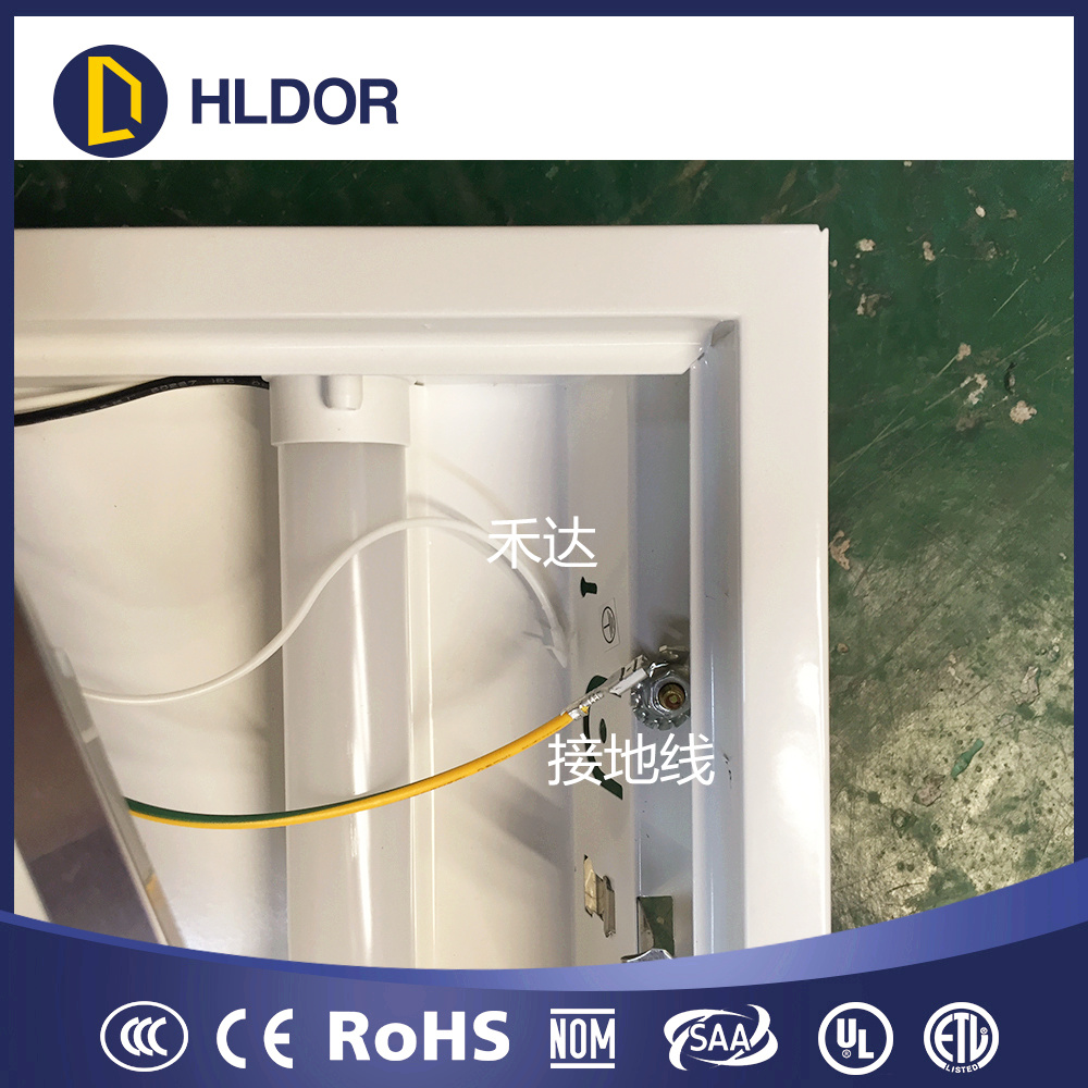 室內(nèi)T5 3*10W / 4*1 帶篩網(wǎng)嵌入式格柵燈