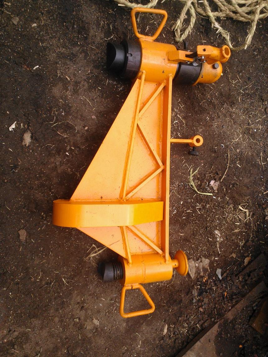 液壓彎道機(jī)價(jià)格 河北壓彎道機(jī)廠家 河北彎道機(jī)直銷 沙河市天驕彎道機(jī)價(jià)格