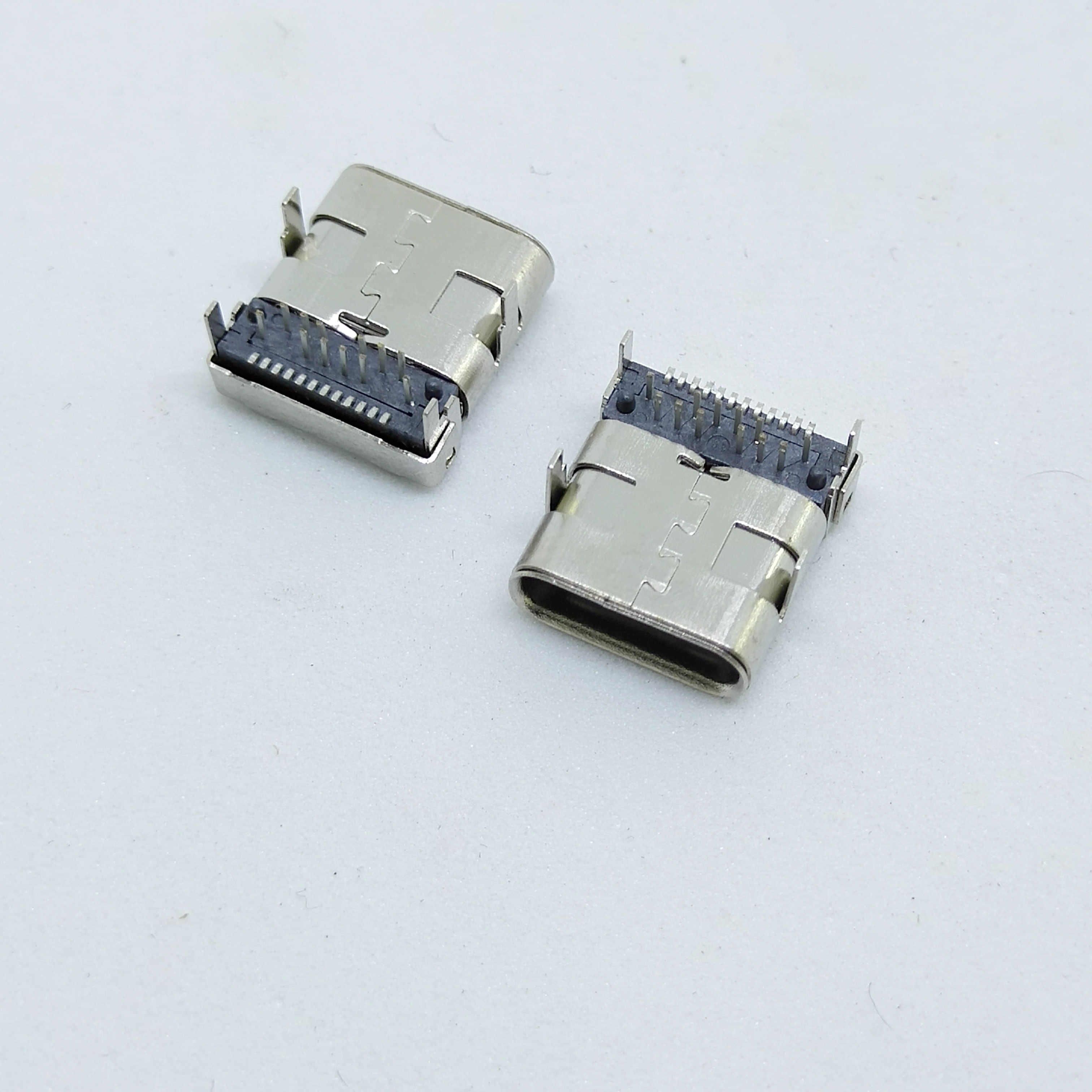USB TYPE C母座板上型24PIN前插后貼 SMT+DIP 雙外殼 正反插盲插