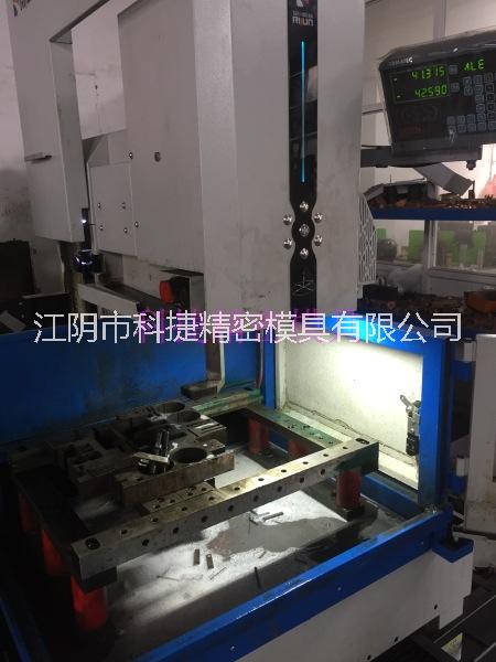 蘇州注塑模具廠 POM精密齒輪模具