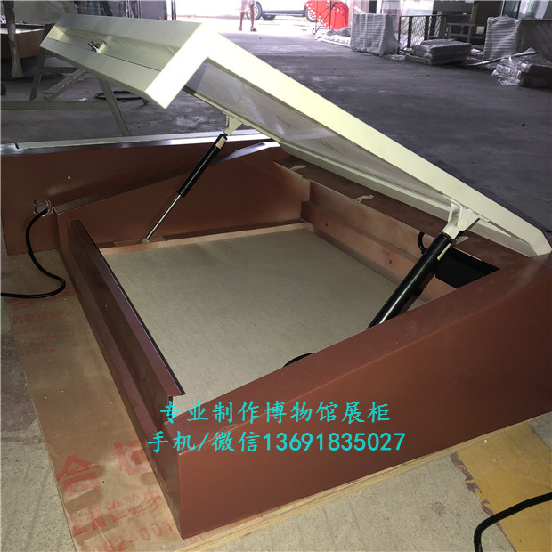 深圳博物館手動懸掛壁柜