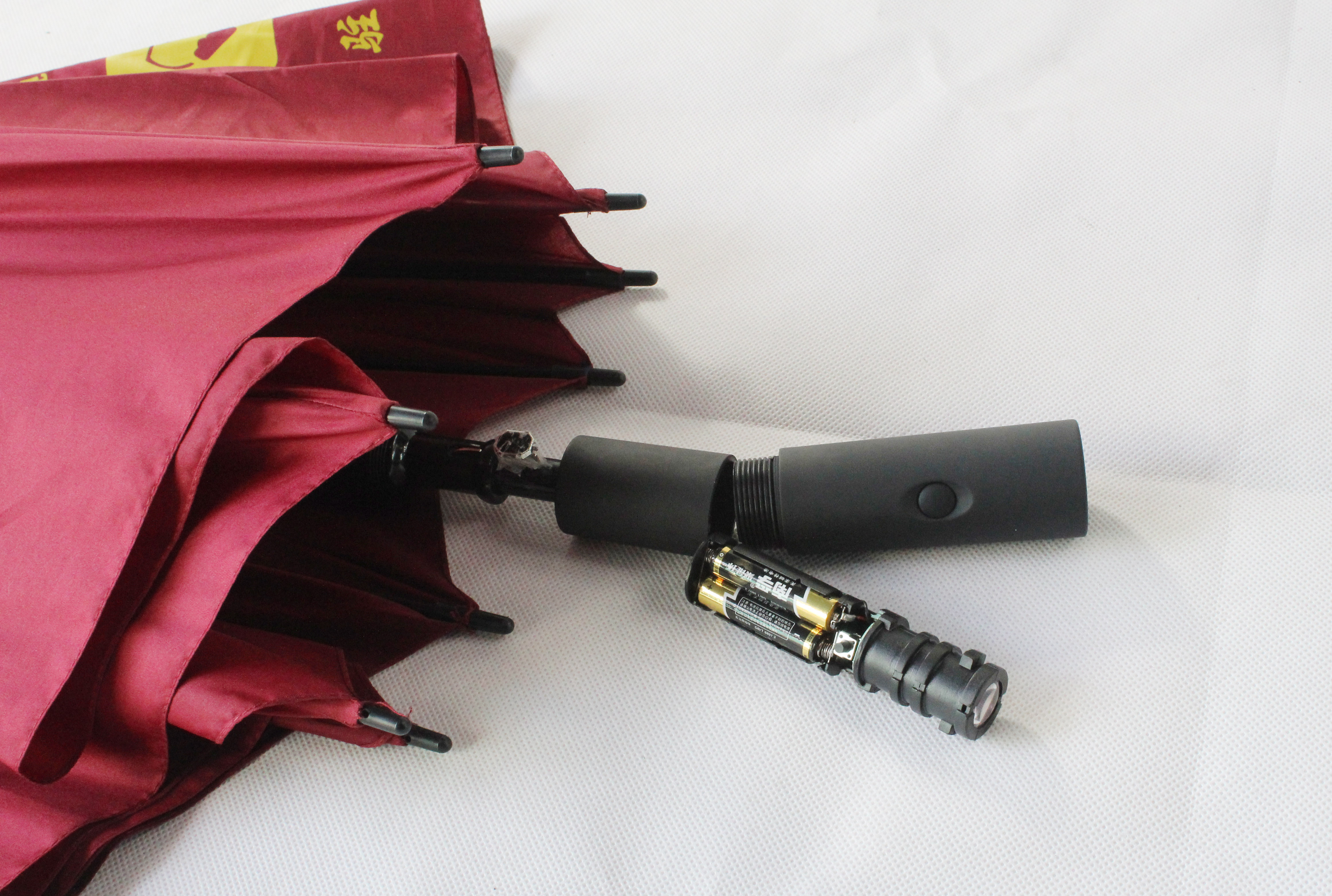 投影雨傘定制　廣告?zhèn)恪「郀柗騻?投影雨傘定制廣告?zhèn)愀郀柗騻愣ㄖ?  title=