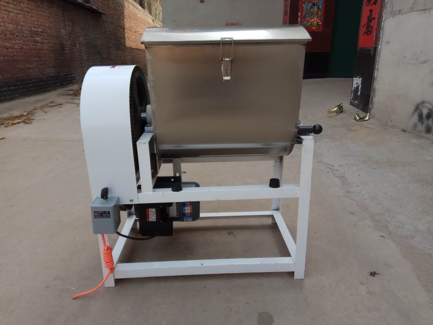 家用小型和面機(jī)多少錢一臺(tái)  家用小型和面機(jī)廠家批發(fā)  不銹鋼家用小型和面機(jī)價(jià)格