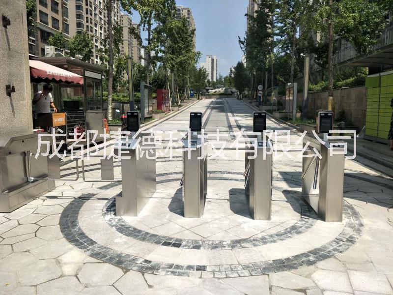 涪城區(qū)捷德人臉識別閘機(jī)系統(tǒng) 人像識別門禁控制系統(tǒng)識別率極高