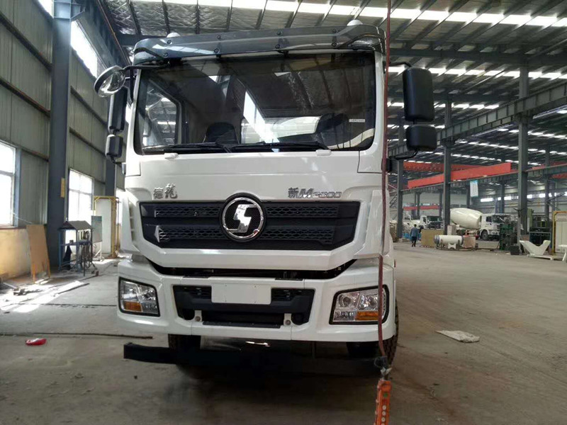 德龍輕量化的攪拌車(chē)一般多少錢(qián)