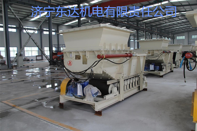 GLD2200/7.5型變頻調(diào)速甲帶給煤機安裝方式