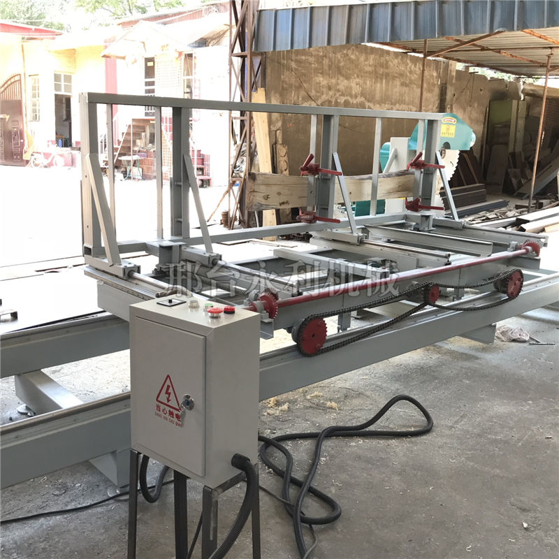 大型硬雜木圓木推臺(tái)鋸價(jià)格　4米圓木推臺(tái)鋸視頻 全自動(dòng)圓木推臺(tái)鋸廠家