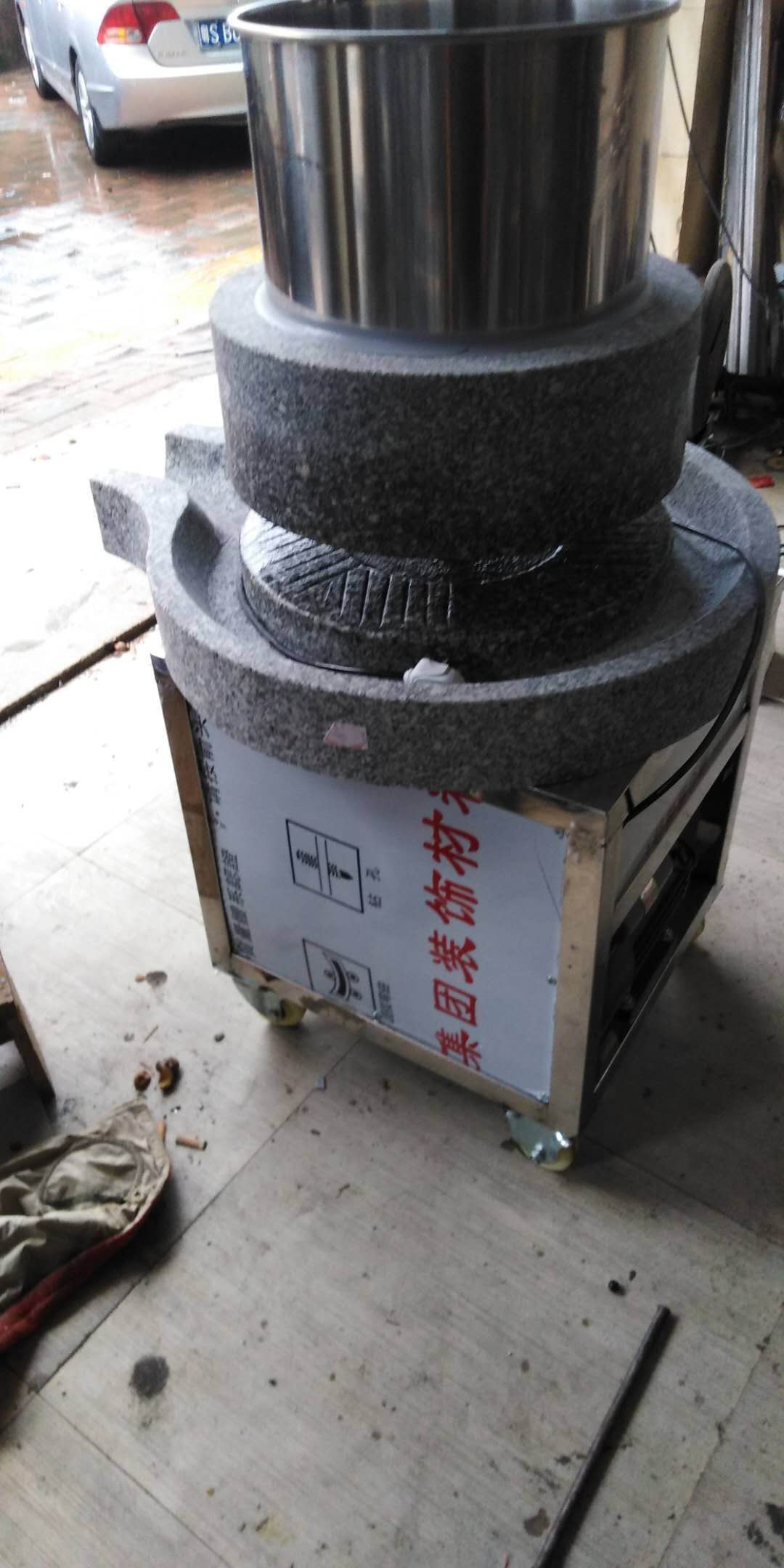 天然石磨腸粉磨漿機(jī)廠家直銷 天然石材制造腸粉磨漿機(jī)廠家直銷