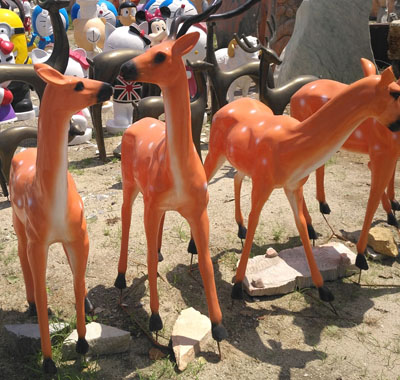 玻璃鋼小鹿戶外公園擺件可定制 玻璃鋼小鹿戶外公園擺件大小可定制