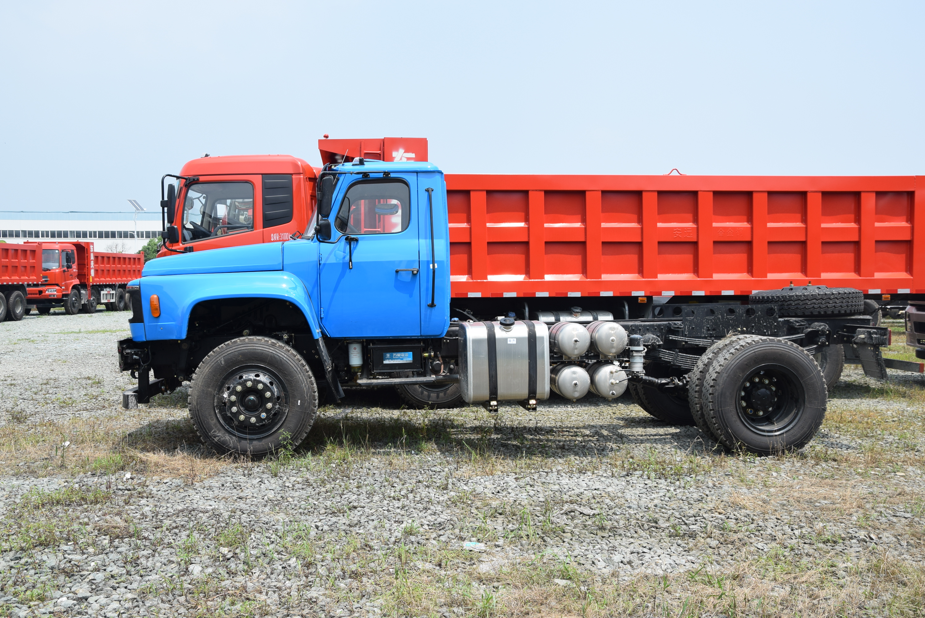 國五東風尖頭自卸車廠家，長頭三米八/四米二尖頭自卸車廠價直銷，十堰供應東風原廠尖頭自卸車
