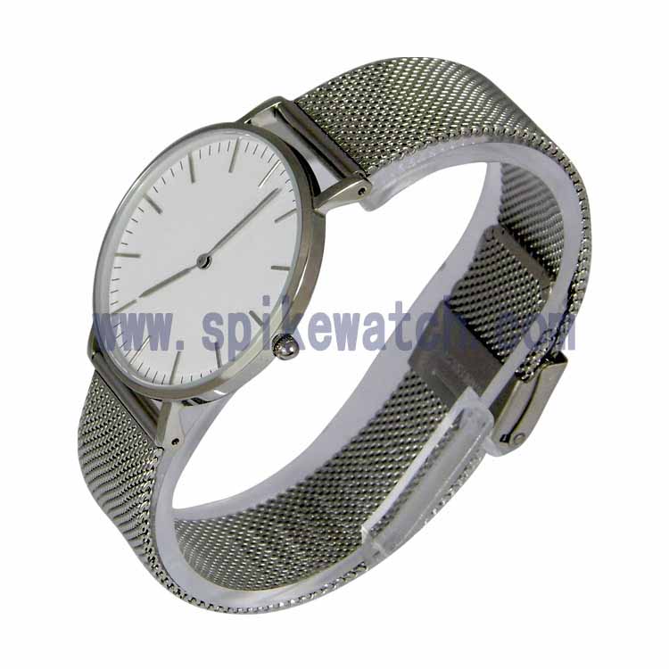 優(yōu)質手表廠家熱銷新款*鋼帶石英禮品手表