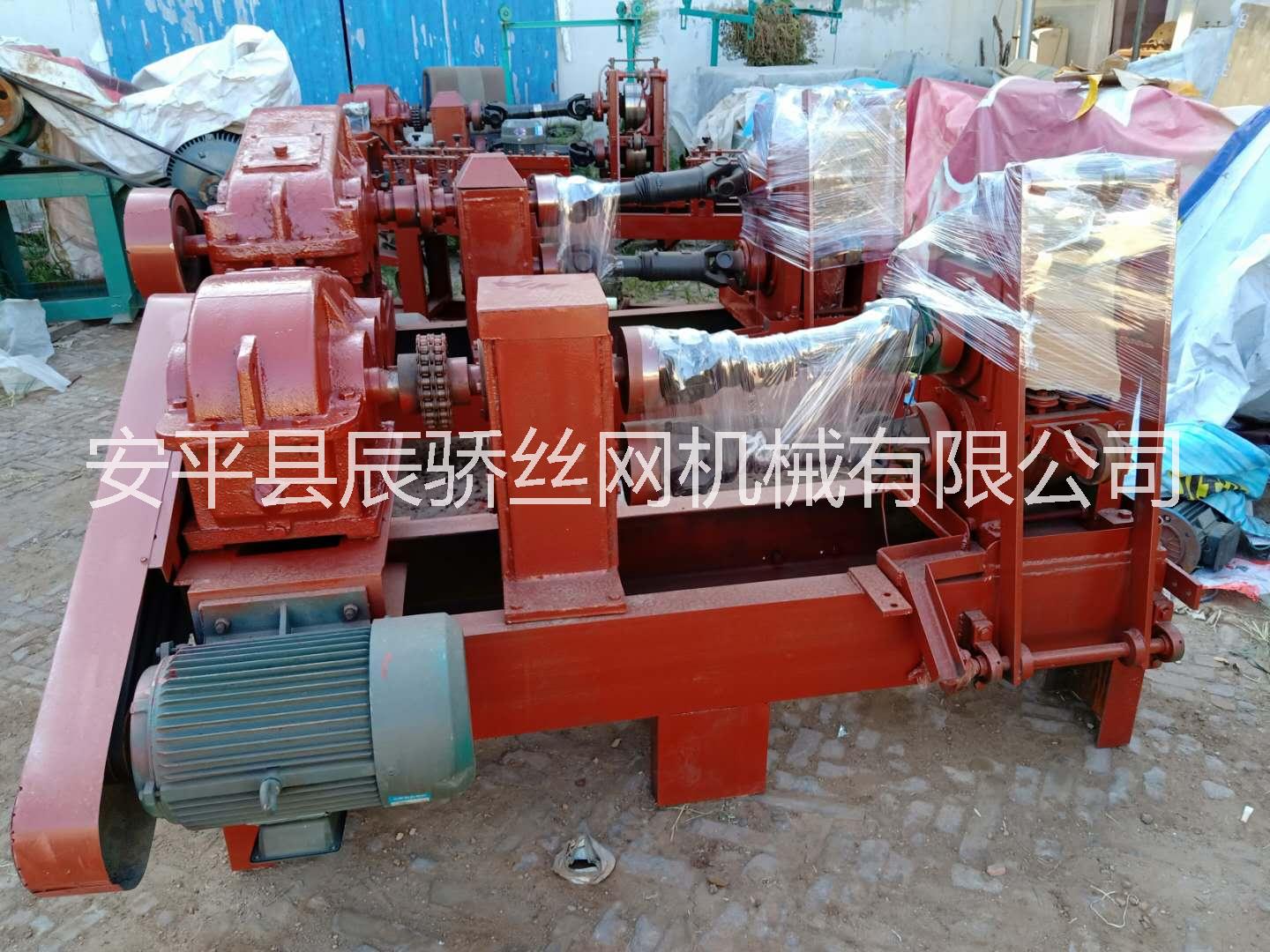 圓絲壓扁機(jī)，壓扁機(jī)價(jià)格實(shí)惠，歡迎新老客戶(hù)前來(lái)選購(gòu)