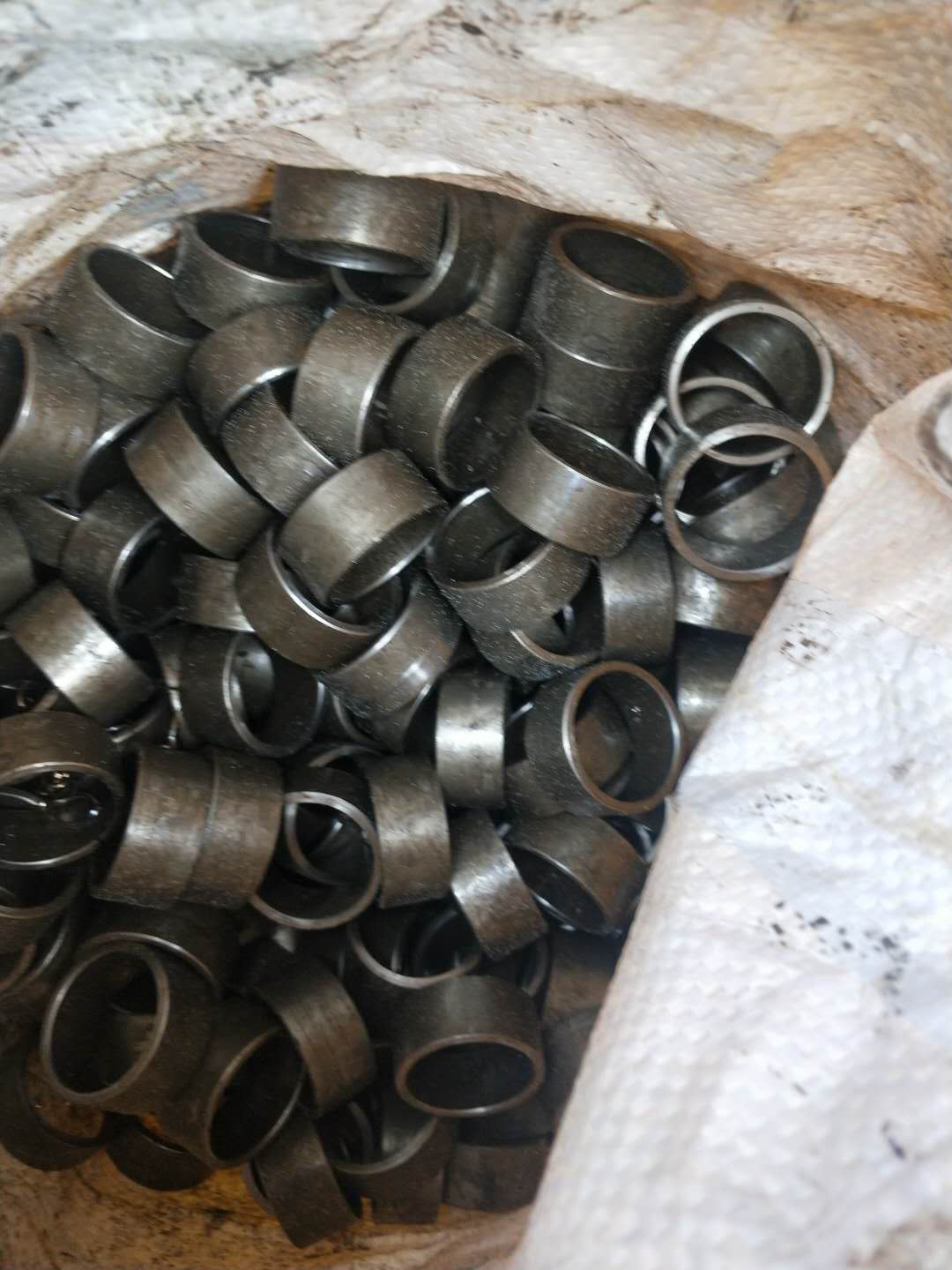 山東精密無縫鋼管供應(yīng) 山東精密無縫鋼管生產(chǎn)廠家 山東汽車配件加工廠家 山東汽車?yán)瓧U配件廠家