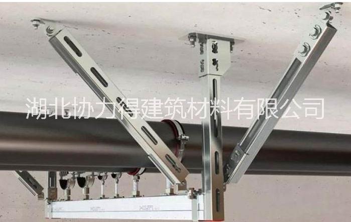 廠供DN65鍍鋅管抗震支吊架 DN65鍍鋅抗震支吊架，管廊支架