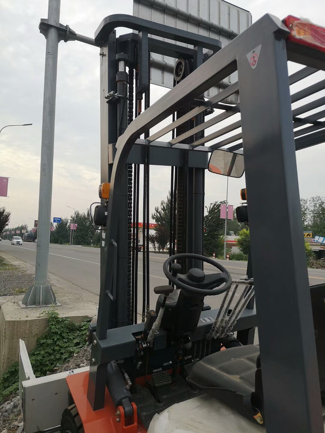 張家口二手叉車出租電話，張家口二手叉車轉(zhuǎn)讓電話，張家口*出售二手叉車電話