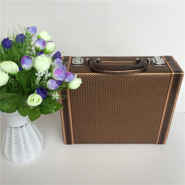 皮質(zhì)手提化妝箱 手提化妝品收納盒彩妝皮盒皮質(zhì)化妝箱