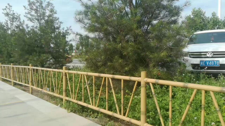 商洛烤漆仿竹圍欄，籬笆仿竹節(jié)柵欄，景觀圍墻護欄，鉻鋼竹節(jié)管護欄綠色環(huán)保時尚大氣