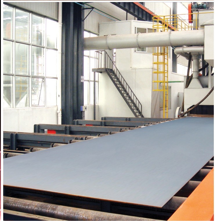 廠家供應(yīng)角鐵拋丸除銹機(jī)，鋼軌拋丸除銹設(shè)備