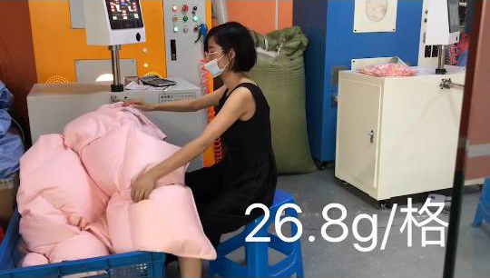 簡(jiǎn)易充絨機(jī) 家用小型充絨機(jī) 簡(jiǎn)易充絨機(jī) 家用小型稱重充絨機(jī)