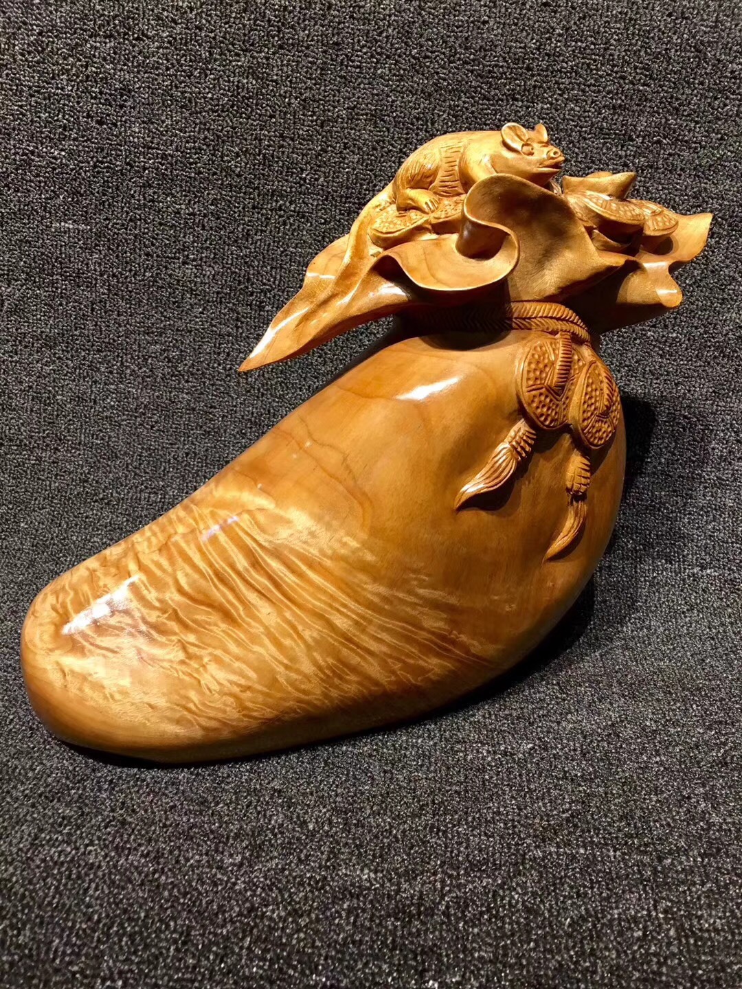 小葉金絲楠木代代數(shù)錢擺件，金絲楠木擺件，金絲楠木擺件價格，江西小葉金絲楠木代代數(shù)錢擺件