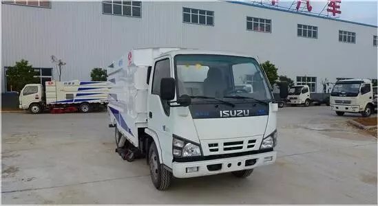 五十鈴吸塵車*出售