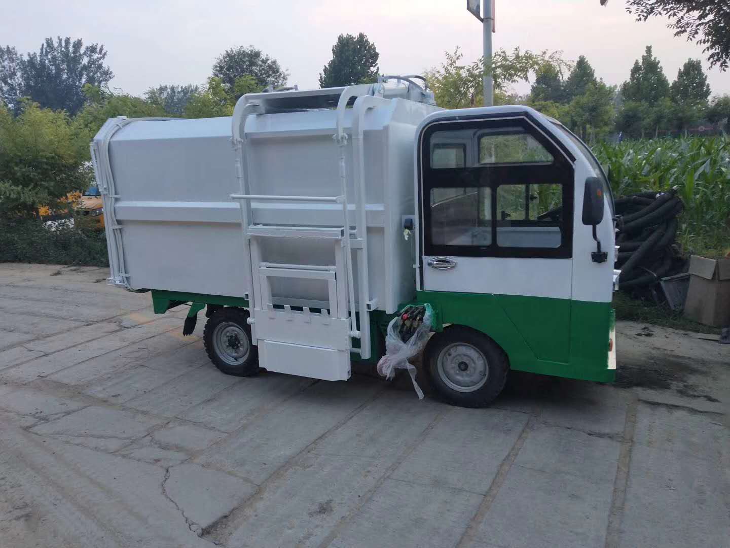 垃圾車 垃圾車 小型自卸垃圾車 四輪垃圾車廠家 電動垃圾車廠家  掛桶式垃圾車廠家 三輪垃圾車廠家