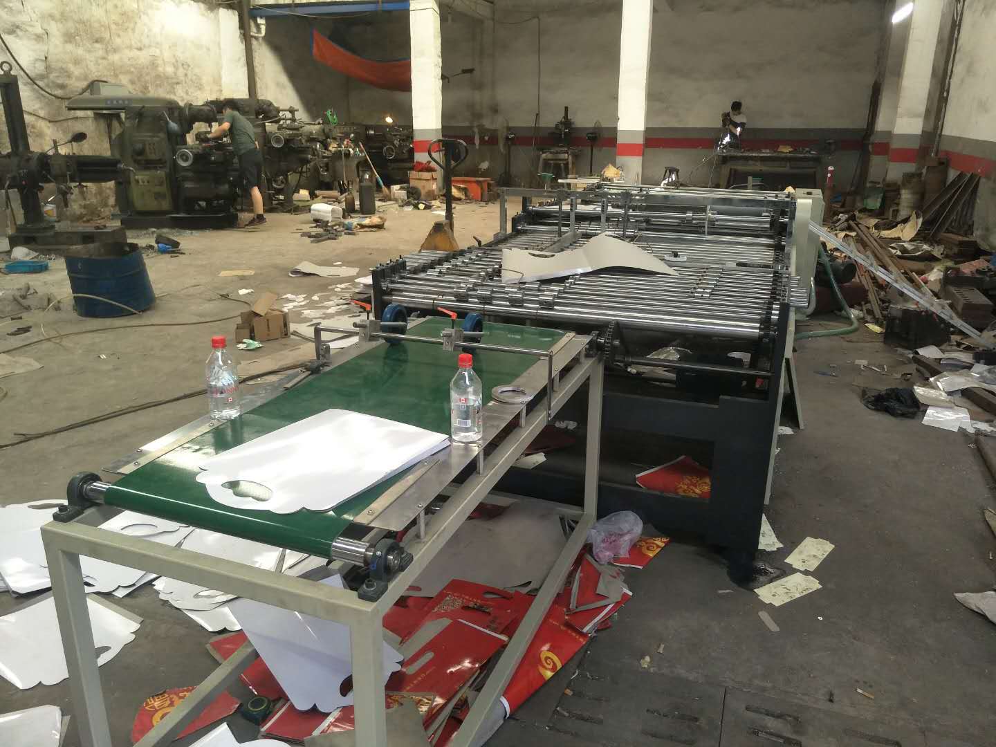 方底紙大禮包制袋機(jī) 禮品袋糊袋機(jī) 帶印刷紙大禮包制造機(jī)